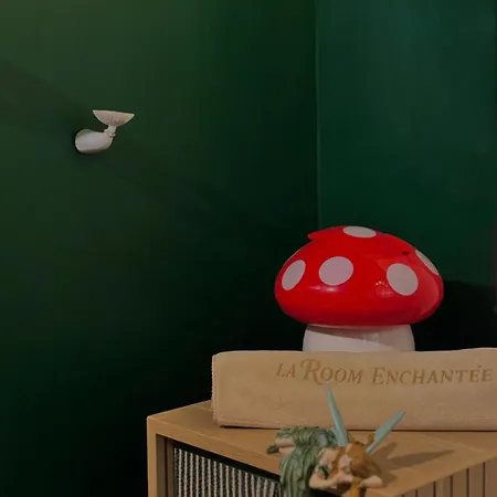 Evasion Room, L'enchantee Avec Balneo,