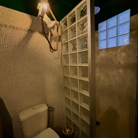 Evasion Room, L'enchantee Avec Balneo, * Ollioules
